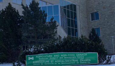 A photo of the sign in front of the Agriculture and Agri-Food Canada