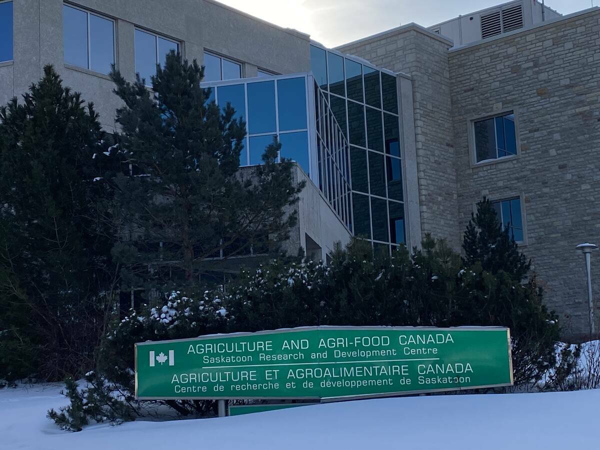 A photo of the sign in front of the Agriculture and Agri-Food Canada