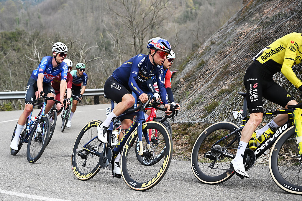 2026 Volta a Catalunya stage 1: Tom Pidcock during the race