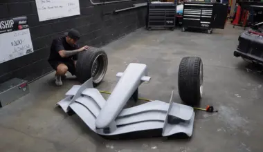 Man is 3D-printing an entire $20,000,000 F1 car that will run and drive just like a regular one would