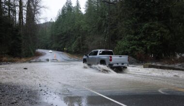 Risk of flooding, landslides prompts local state of emergency in Fraser Valley