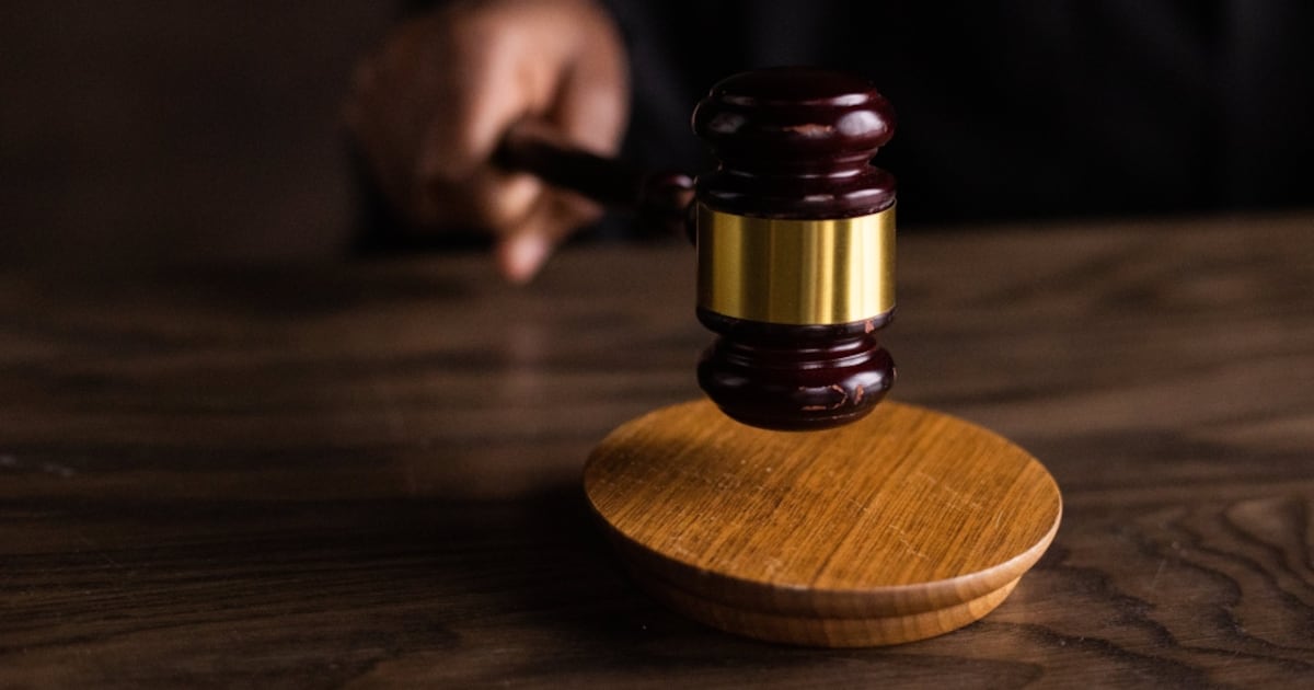 Defamed former exec awarded $100K