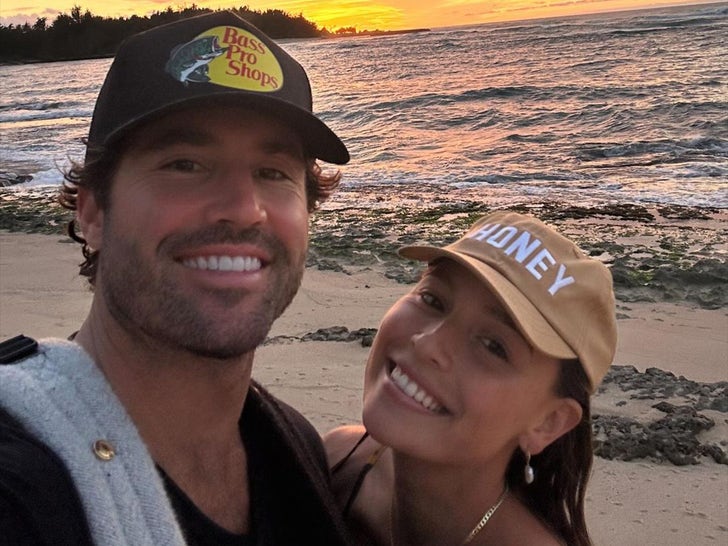 Brody Jenner And Tia Blanco's Family Beach Vacay