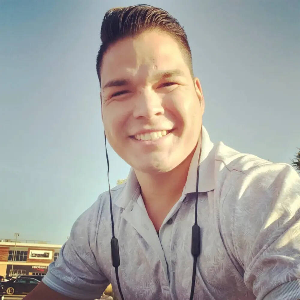 Late dad, not accused, to blame for quintuple murder, defence argues – Winnipeg Free Press