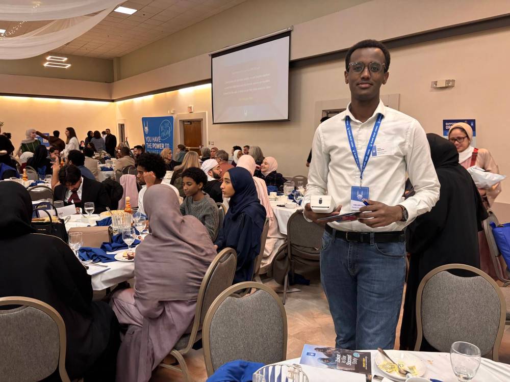 JOHN LONGHURST / FREE PRESS
“I know what it is like to face hardship and need help,” said Najib Warsame, who was among the volunteers at the iftar.