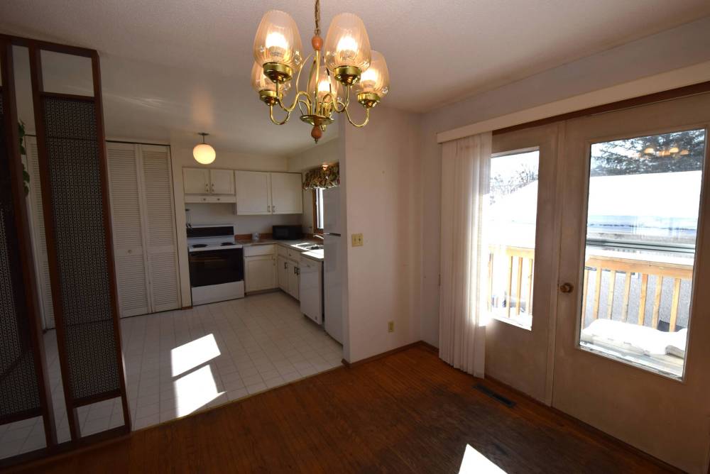 photos by Todd Lewys / Free Press
Flow between the kitchen and dining area is seamless, with a patio door on the dining area’s rear wall offering access to a compact backyard deck, perfect for a barbecue.