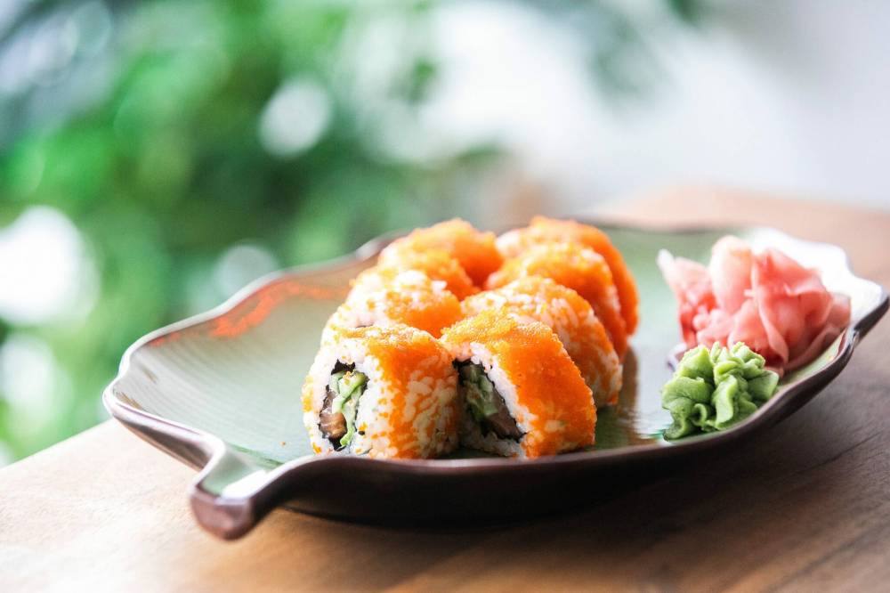 MIKAELA MACKENZIE / FREE PRESS
The salmon California roll at Sushi Point.