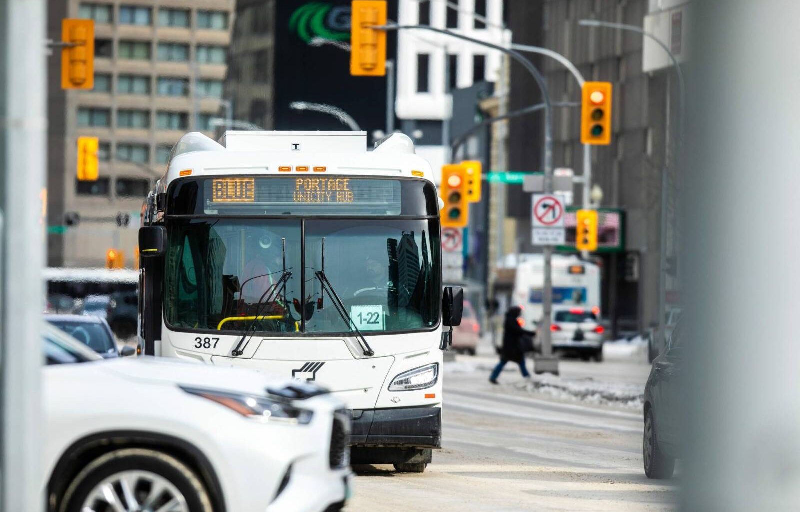 Transit switches to spring schedule – Winnipeg Free Press