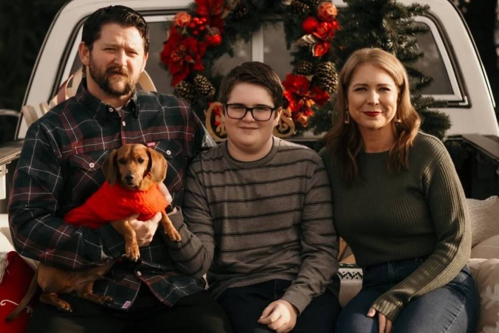 Kelowna resident Lyndsay Richholt has her liver transplant date set for Apr. 10. (Lyndsay Richholt/Facebook)