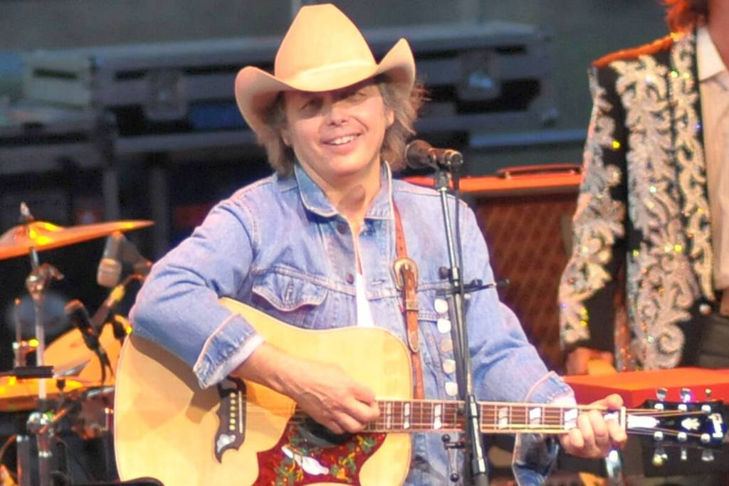 Dwight Yoakam recently announced a show in Abbotsford on June 29. (Dirk Hansen/Wikimedia Commons)