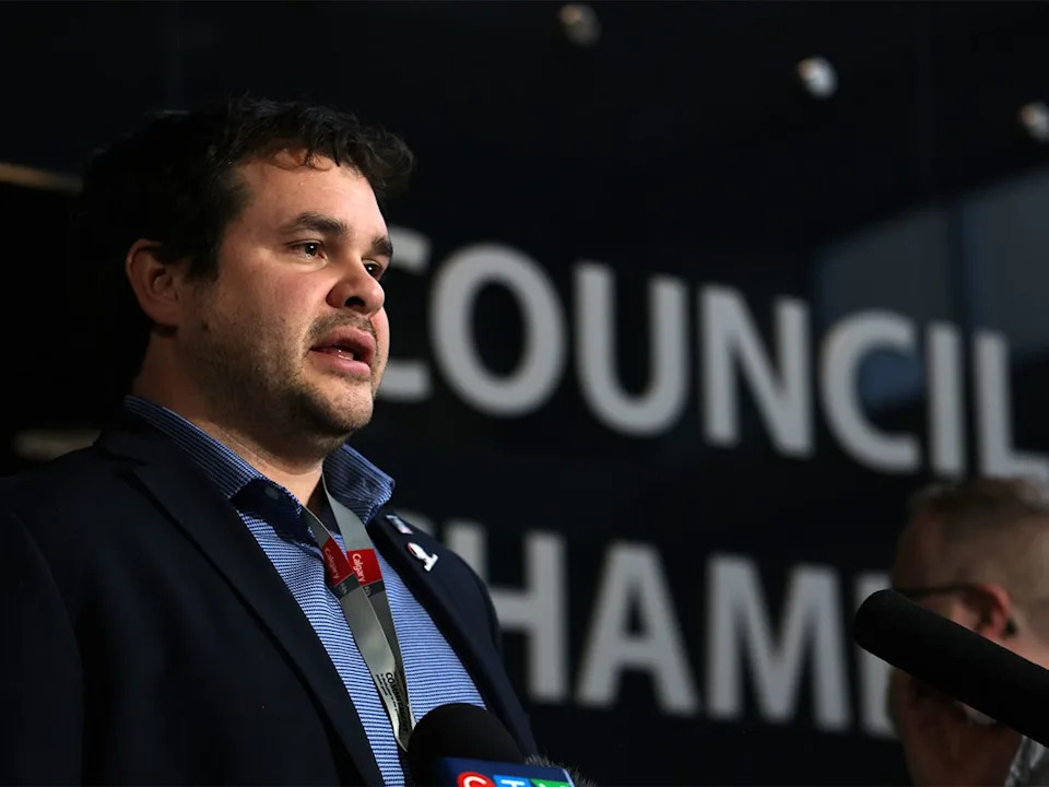  Calgary Ward 14 Coun. Landon Johnston talks with media council chambers on Tuesday, Feb. 3, 2026.