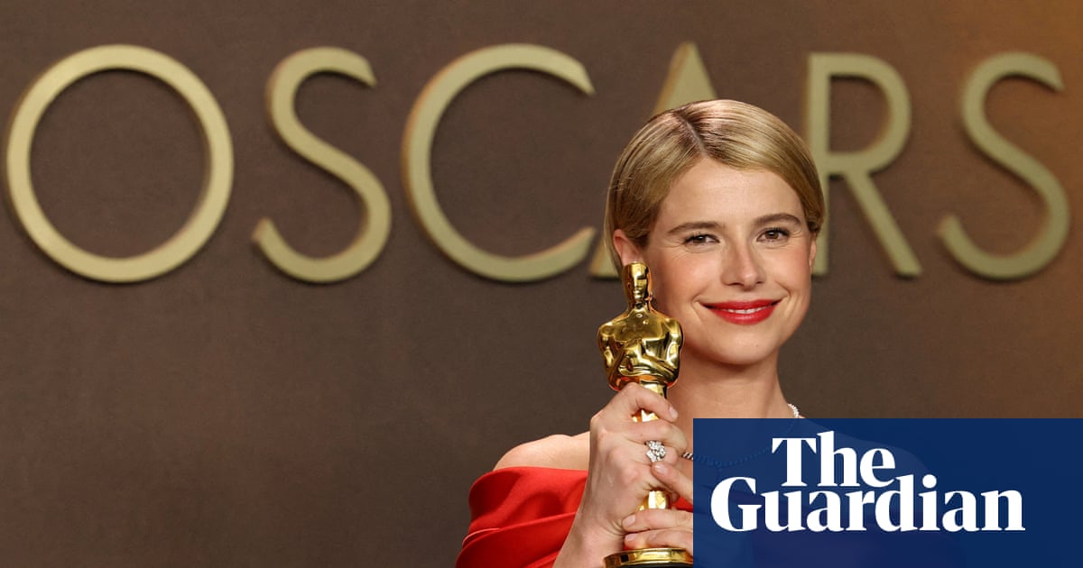 Delight across Ireland at Jessie Buckley’s ‘historic’ best actress Oscar win | Oscars 2026