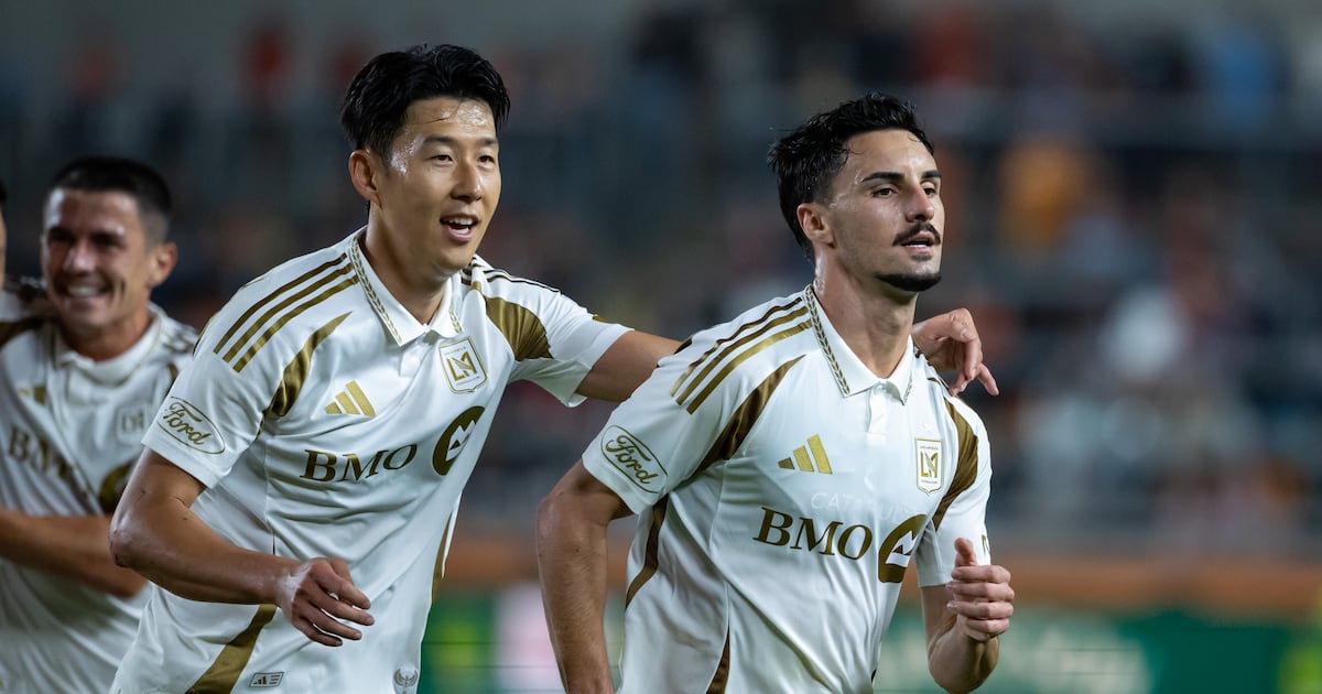 Canadian MF Eustáquio misses LAFC game for precautionary reasons, expected to return Saturday – TSN
