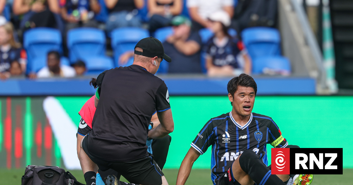 Hamstring, knee, ankle troubles for Auckland FC and no fitness coach