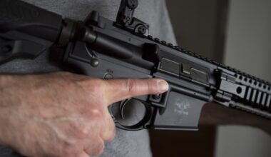 Police Federation head wants risk assessment for officers collecting firearms under Ottawa’s buyback scheme