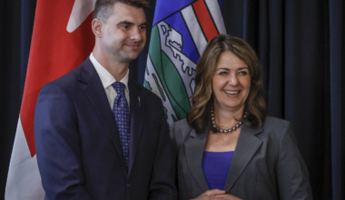 Province to give update on review of Calgary's water system