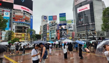Most Asian equities drop as Mideast crisis rages, though oil dips - ABS-CBN