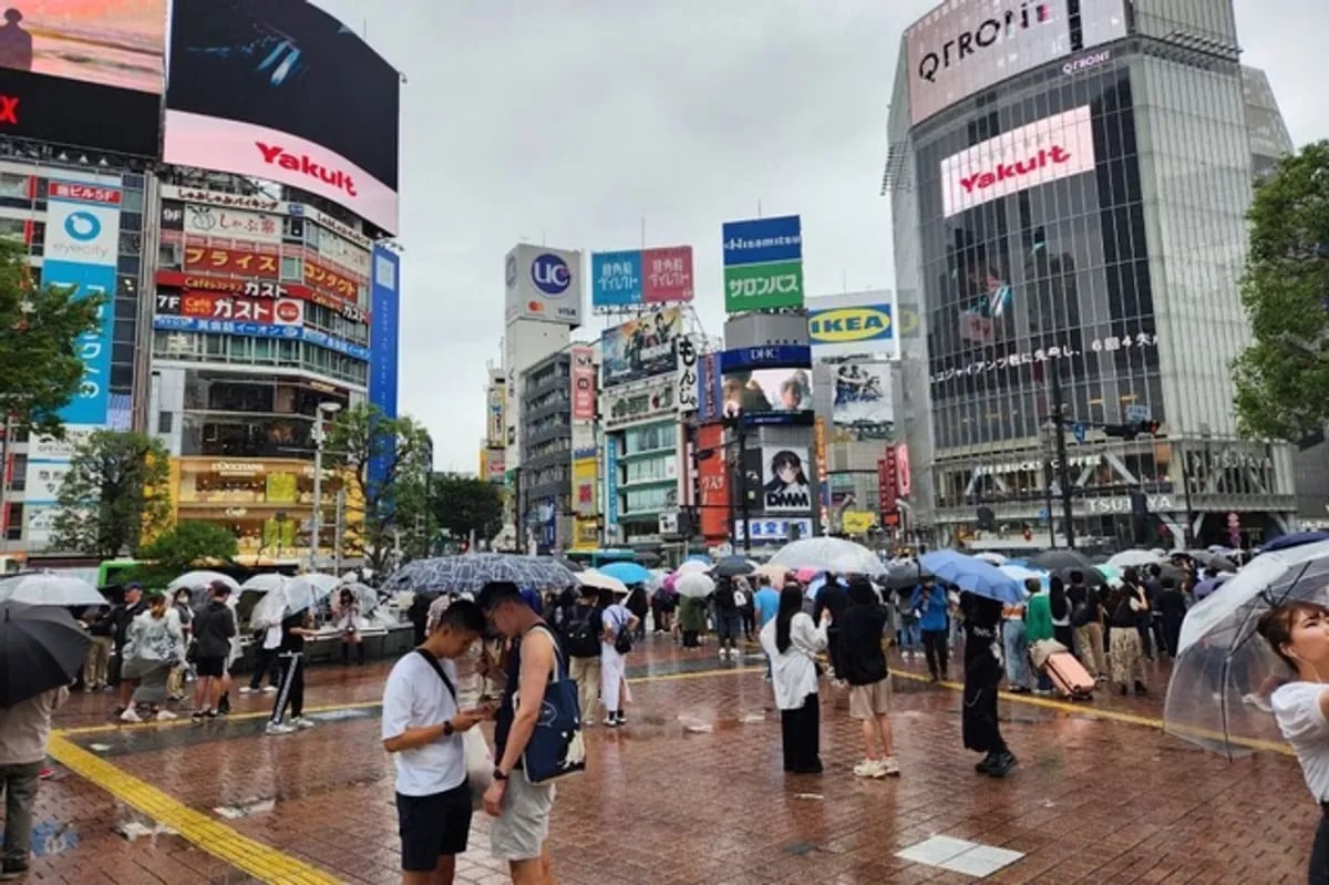 Most Asian equities drop as Mideast crisis rages, though oil dips - ABS-CBN