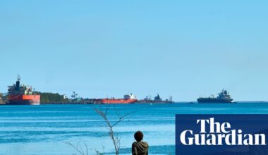 Trump appears to relax de facto oil blockade on Cuba as Russian oil tanker nears island | Cuba