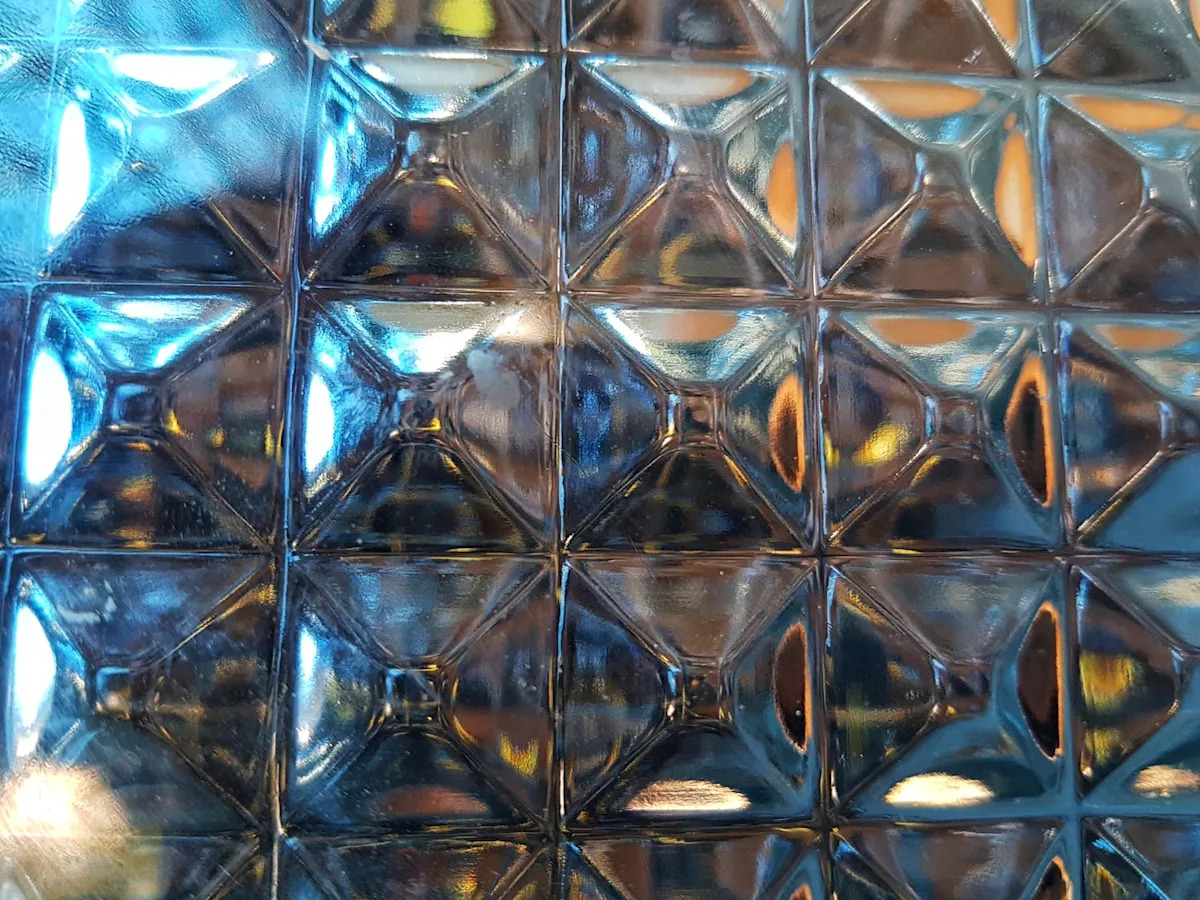 Scientists Figured Out How to Create Glass That Pushes the Boundaries of Physics