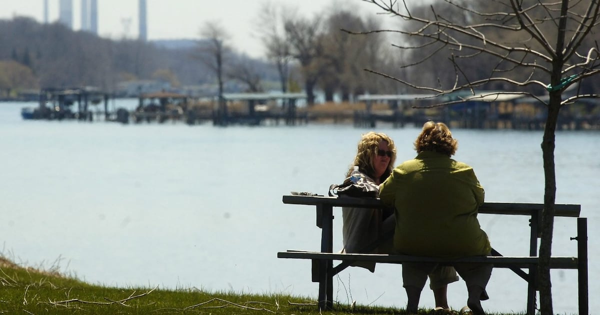 Pipeline leak located more than a week after in Ontario river