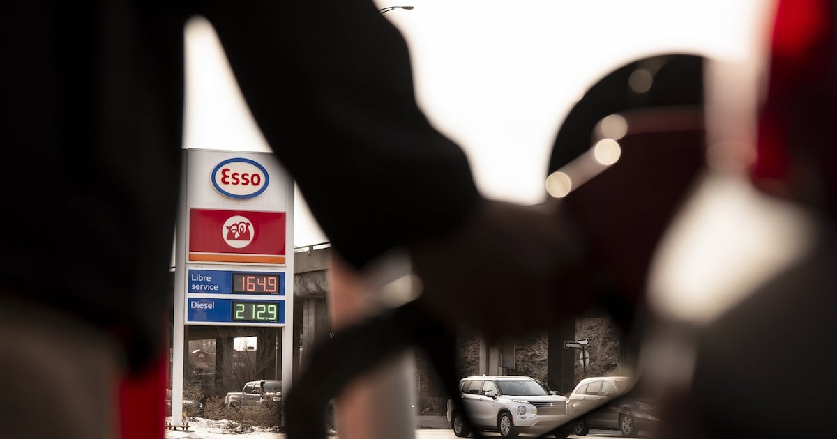 Will gas prices go down? And a look at what Canadians pay at the pumps on average - CTV News