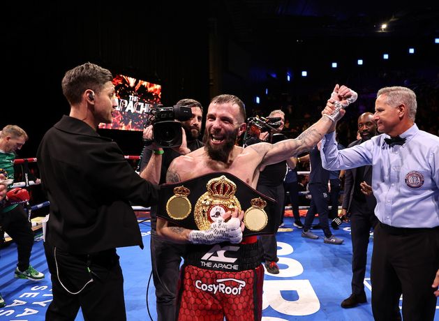 Anthony Cacace becomes two-time World champion after defeating Jazza Dickens to win WBA Super-Featherweight title