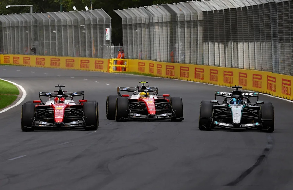 Charles Leclerc, Ferrari, Lewis Hamilton, Ferrari, George Russell, Mercedes
