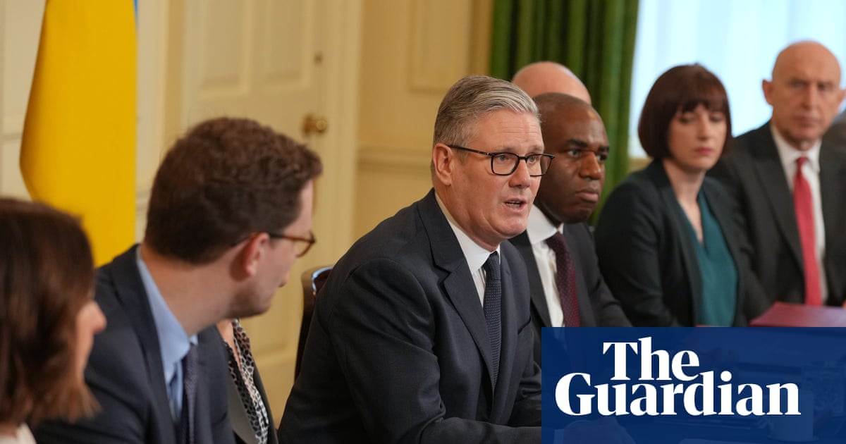 Starmer’s ministers look at new economic blueprint to quell voter anger | Labour