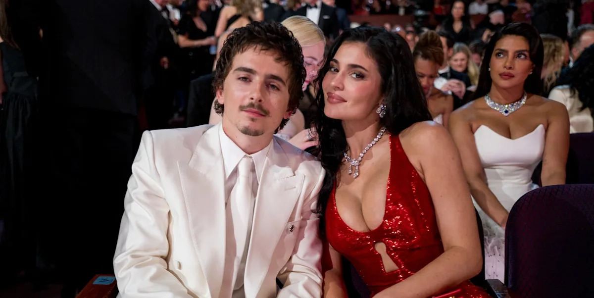 At The Oscars, Kylie Jenner Proves That If You Love A Dress, Wear It In Several Colours