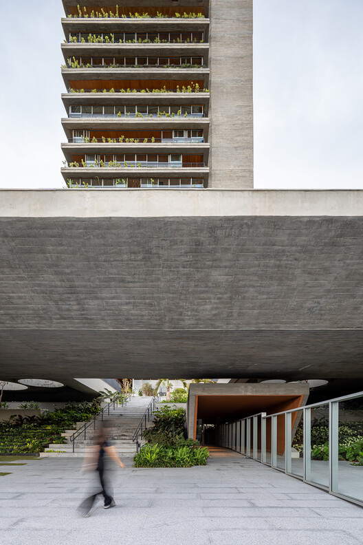 HVM Maya / Perkins&Will - Exterior Photography, Concrete