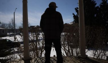 Staggering rise in young men seeking help for gambling since Ontario market expansion - Toronto Star