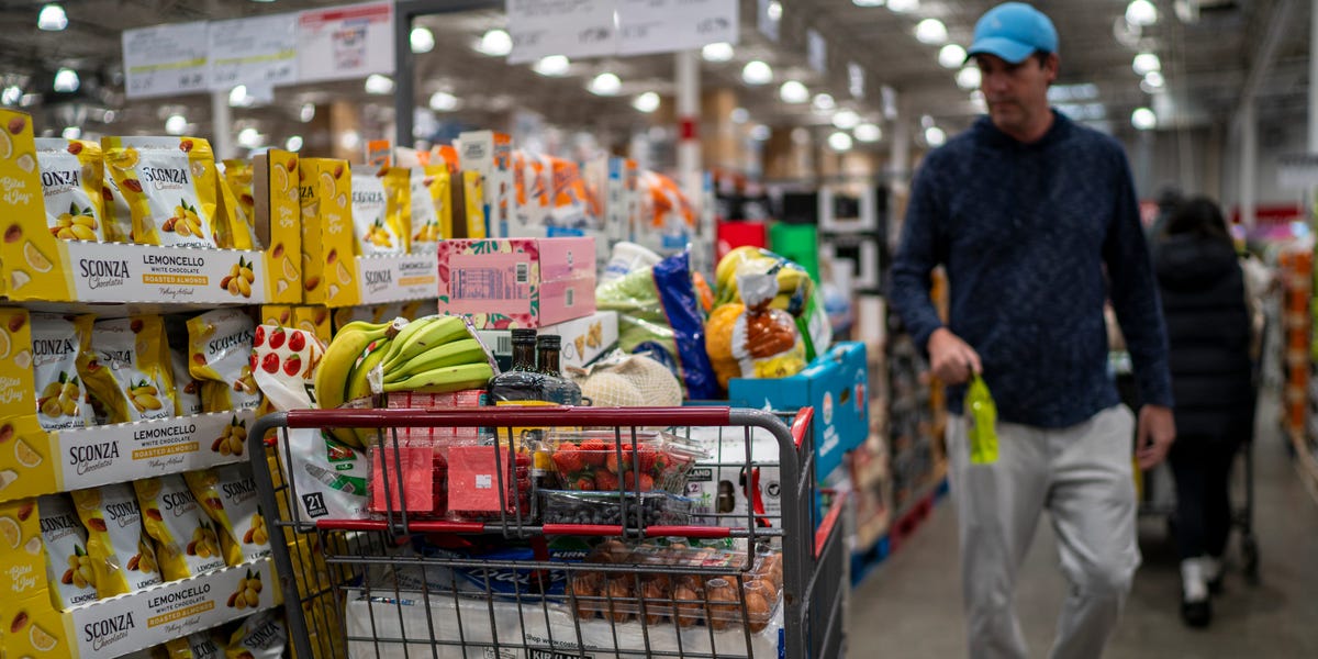 Surging Oil Prices Won't Lead to US Inflation Nightmare, Research Firm Says