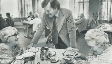 Stephen Lewis, longtime Ontario NDP politician and diplomat, dies at 88