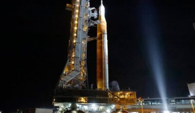 Rocket arrives at launch pad