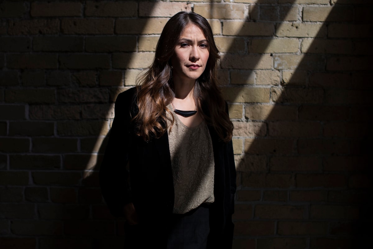 Actor Elle-Máijá Tailfeathers returns film award after acceptance speech was edited