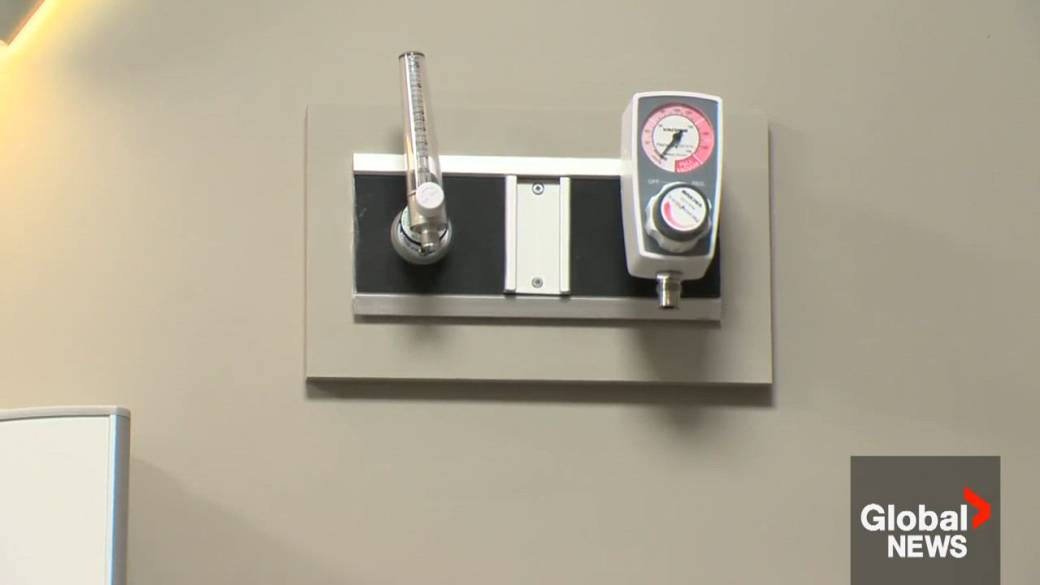 Click to play video: 'Alberta government closing supervised consumption site at Royal Alexandra Hospital'
