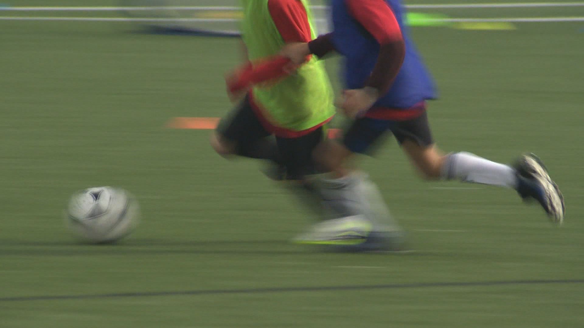 Click to play video: 'Tiny percentage of B.C. kids meet Canadian standards for screen time, activity and sleep'