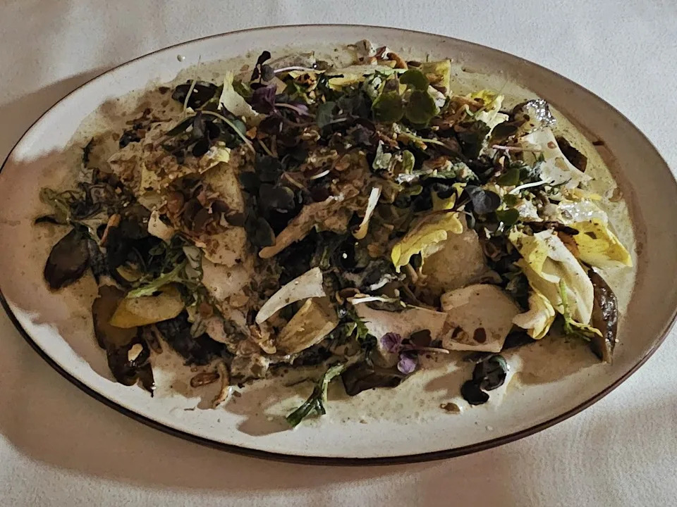 Mustard greens, creamy sunchoke, puffed amaranth and shiso came in a salad.