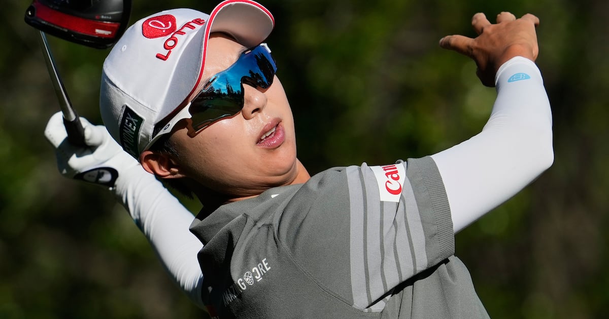 Hyo Joo Kim sets 54-hole LPGA record and builds four-shot lead over Nelly Korda