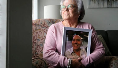 News of the day: Ottawa man found dead after homecare agency closes his file; Air canada crash; crossing guard critically injured in hit-and-run