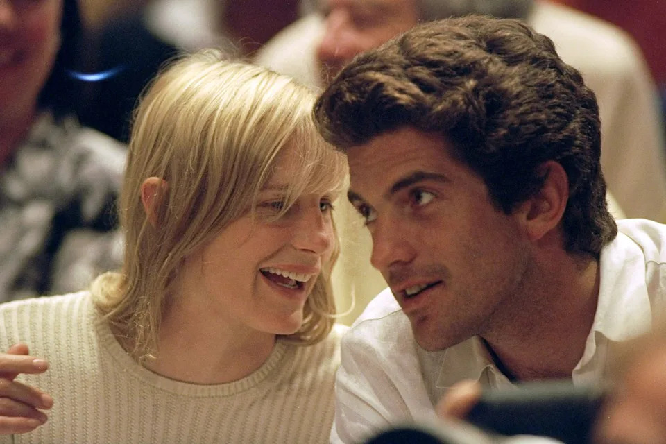 John F. Kennedy Jr. and Darryl HannahCredit: John Roca/NY Daily News Archive via Getty