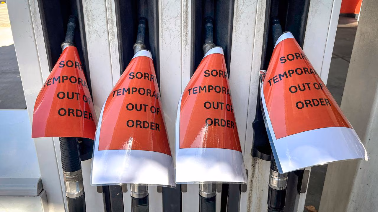 Live fuel crisis updates: Threshold that will reportedly trigger fuel rationing