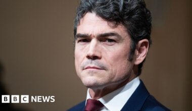 Top US counterterrorism official resigns over Iran war, urging Trump to 'reverse course' - BBC