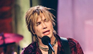 Goo Goo Dolls Frontman Reacts to 'Iris' Going Viral in '90s Trend: EXCLUSIVE