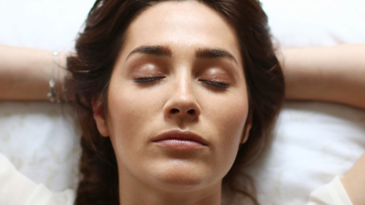 One Form of Exercise Improves Sleep The Most, Study Reveals : ScienceAlert