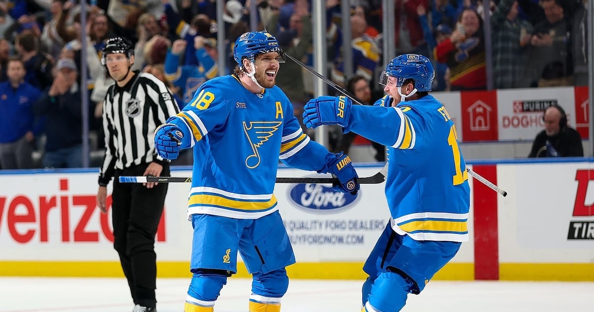Robert Thomas scores with nine seconds left in OT as St. Louis Blues beat Edmonton Oilers