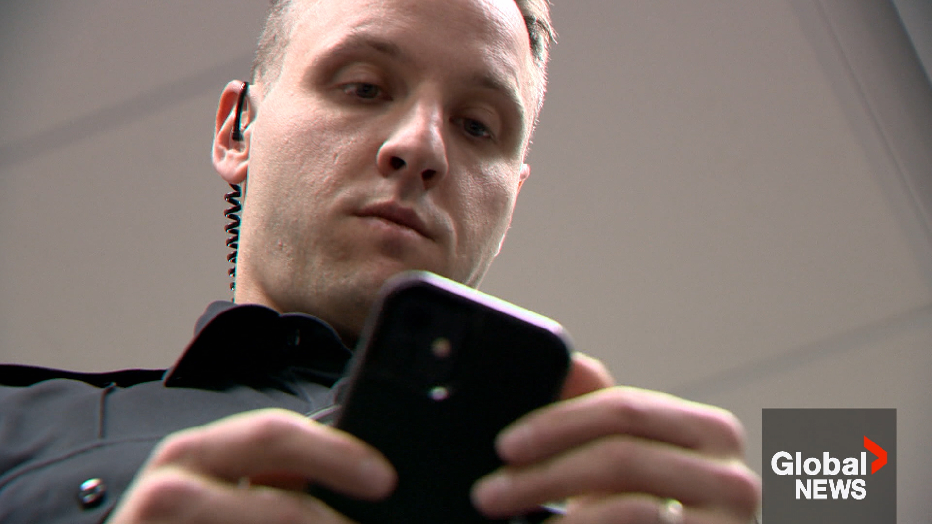 Click to play video: 'Tsuut’ina Nation Police Service rolls out AI in body-worn cameras'
