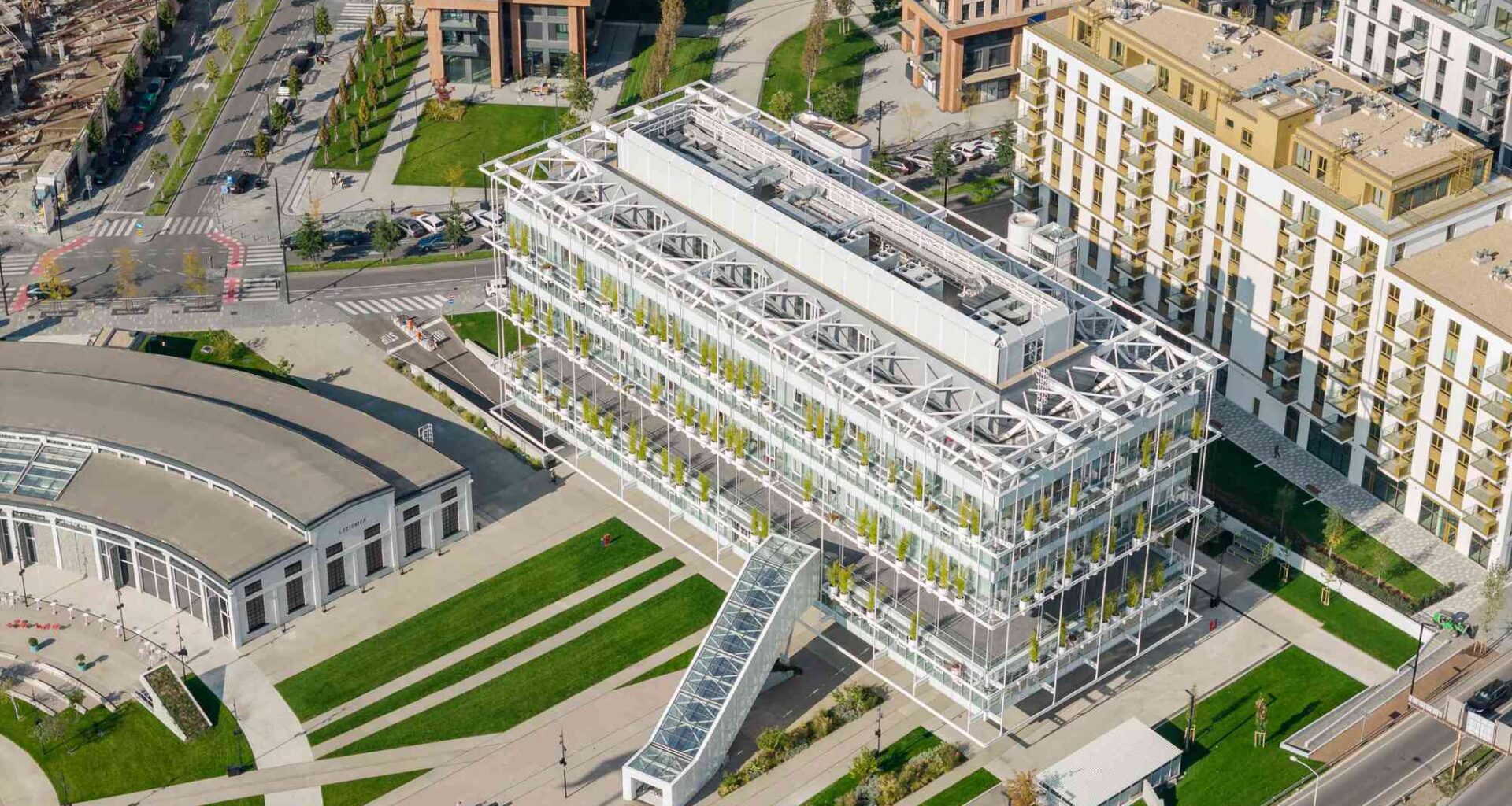 Ložionica Center for Creative Industries and Innovations and the House of e-Government / AKVS architecture