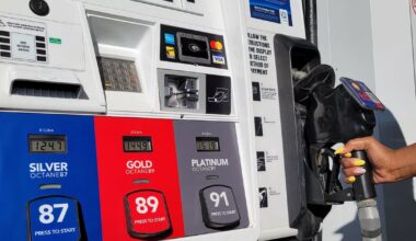 Ride-share drivers in Canada feel the sting